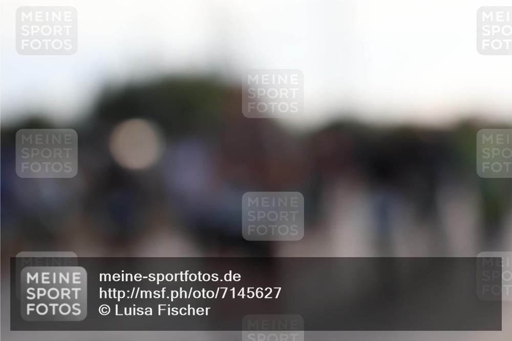 03.10.2024 - Köhlbrandbrückenlauf Luisa Fischer http://msf.ph/oto/7145627 03.10.2024 09:15:23 Position 3  meine-sportfotos.de