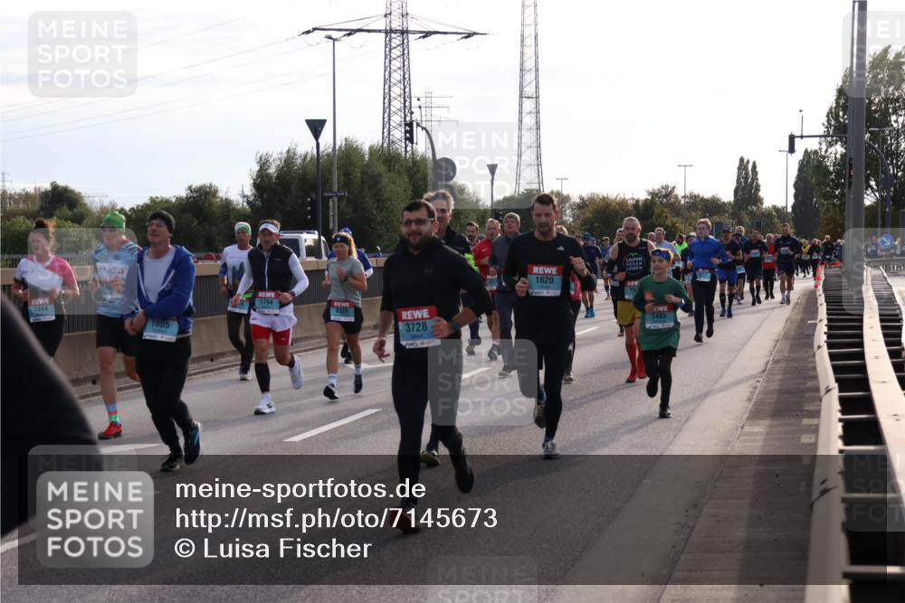 03.10.2024 - Köhlbrandbrückenlauf Luisa Fischer http://msf.ph/oto/7145673 03.10.2024 09:15:30 Position 3 1444, 1605, 1794, 2326, 3728, 1620, 2483 meine-sportfotos.de