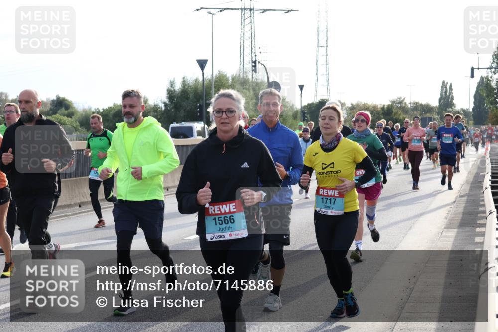 03.10.2024 - Köhlbrandbrückenlauf Luisa Fischer http://msf.ph/oto/7145886 03.10.2024 09:15:55 Position 3 1566, 1717, 2752, 2753 meine-sportfotos.de