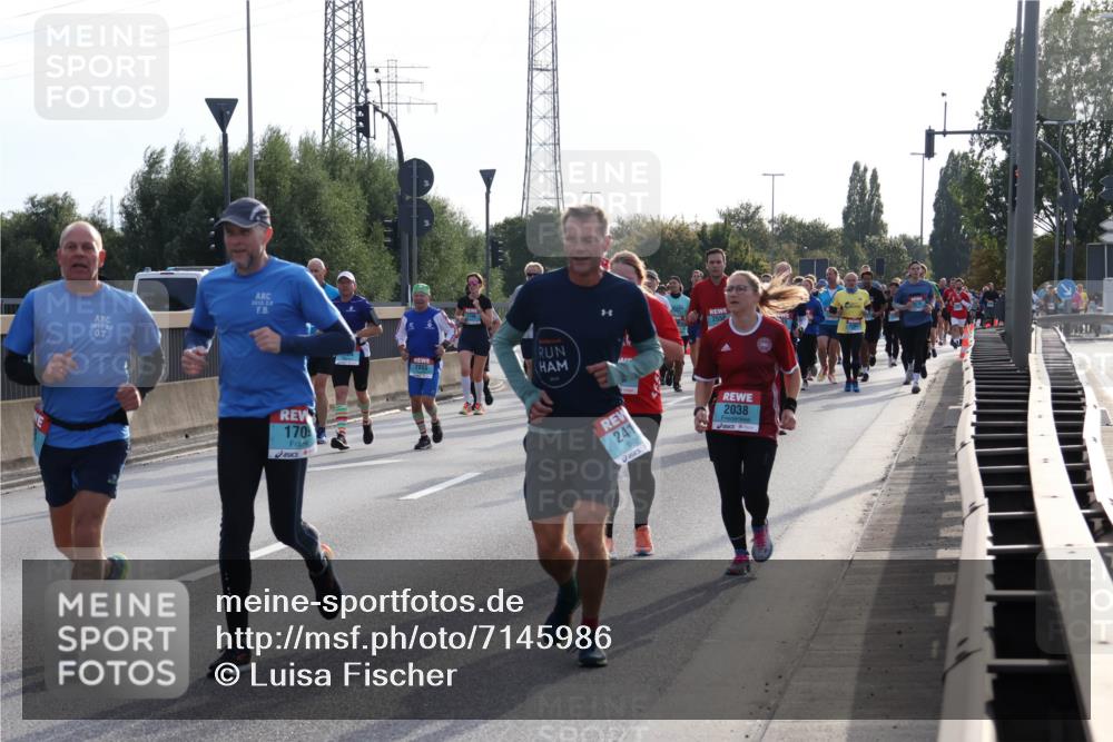 03.10.2024 - Köhlbrandbrückenlauf Luisa Fischer http://msf.ph/oto/7145986 03.10.2024 09:16:16 Position 3 2015, 20, 2015, 2, 0, 170, 2558, 241, 2038 meine-sportfotos.de