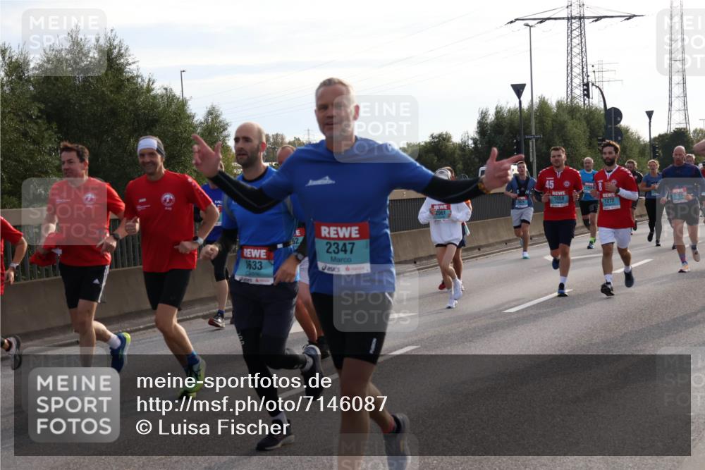 03.10.2024 - Köhlbrandbrückenlauf Luisa Fischer http://msf.ph/oto/7146087 03.10.2024 09:16:34 Position 3 1633, 2347, 2961, 45, 1466, 1050, 1272, 1297 meine-sportfotos.de