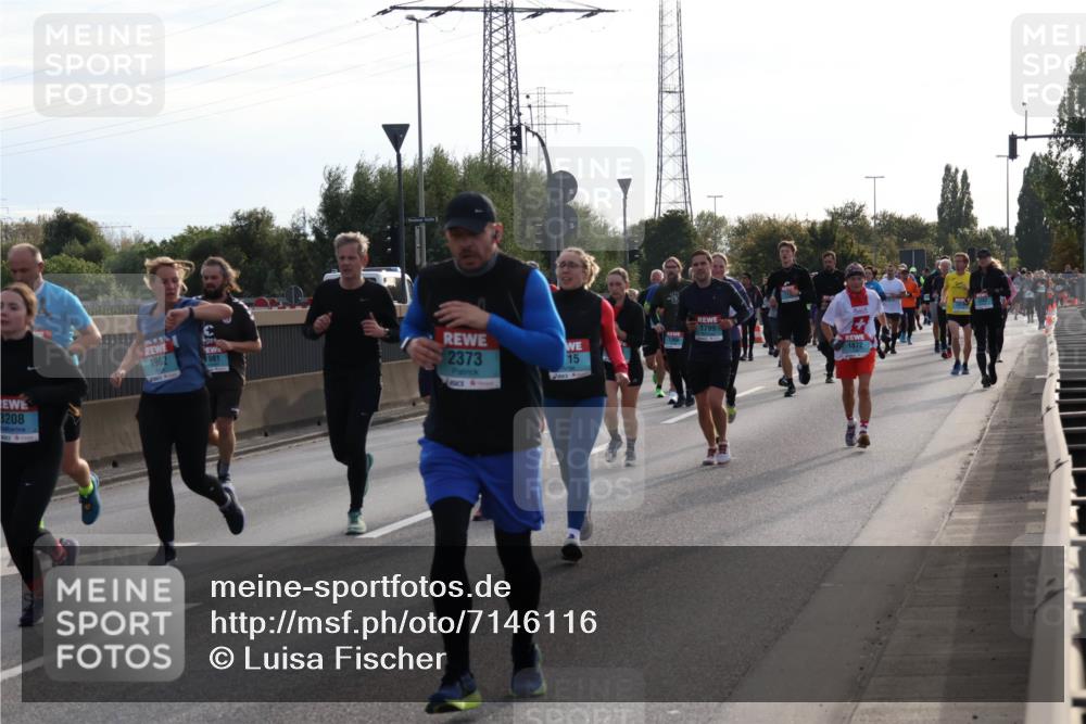 03.10.2024 - Köhlbrandbrückenlauf Luisa Fischer http://msf.ph/oto/7146116 03.10.2024 09:16:40 Position 3 3208, 1962, 1981, 1799, 1369, 1872, 15, 2373 meine-sportfotos.de