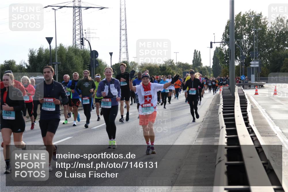 03.10.2024 - Köhlbrandbrückenlauf Luisa Fischer http://msf.ph/oto/7146131 03.10.2024 09:16:43 Position 3 1826, 109, 1799, 1369, 1767, 2812, 1872 meine-sportfotos.de