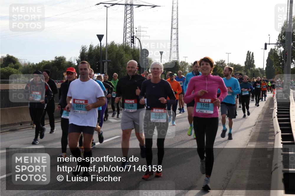 03.10.2024 - Köhlbrandbrückenlauf Luisa Fischer http://msf.ph/oto/7146158 03.10.2024 09:16:53 Position 3 1682, 1746, 3591, 20, 1609, 1608 meine-sportfotos.de