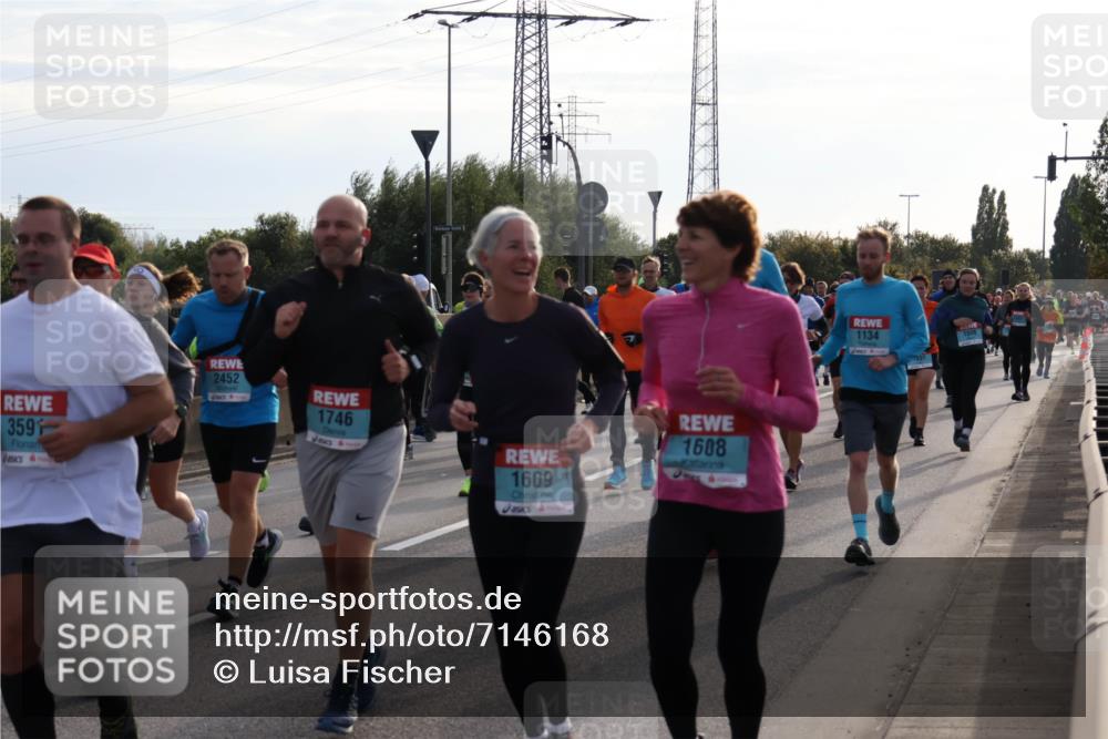 03.10.2024 - Köhlbrandbrückenlauf Luisa Fischer http://msf.ph/oto/7146168 03.10.2024 09:16:54 Position 3 359, 2452, 1746, 1609, 1608, 1134, 431 meine-sportfotos.de