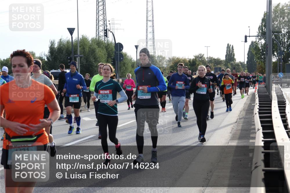 03.10.2024 - Köhlbrandbrückenlauf Luisa Fischer http://msf.ph/oto/7146234 03.10.2024 09:17:02 Position 3 1431, 2470, 14, 1820, 1646, 1657 meine-sportfotos.de
