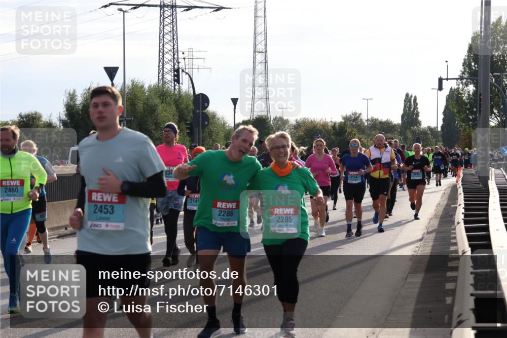 03.10.2024 - Köhlbrandbrückenlauf Luisa Fischer http://msf.ph/oto/7146301 03.10.2024 09:17:31 Position 3 2460, 2453, 204, 2141, 2286, 2285, 3694, 3154 meine-sportfotos.de