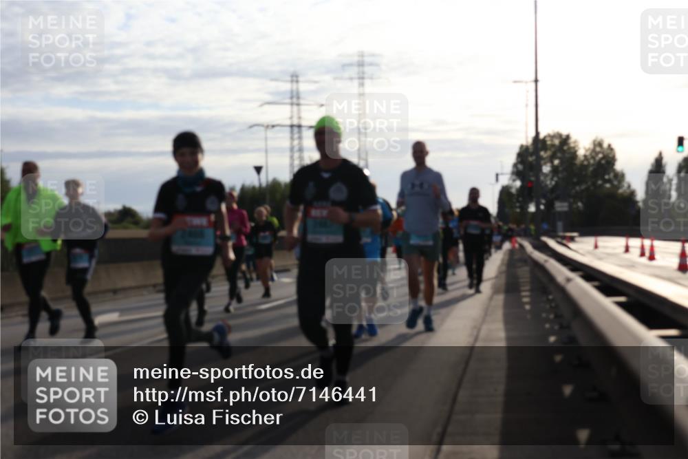 03.10.2024 - Köhlbrandbrückenlauf Luisa Fischer http://msf.ph/oto/7146441 03.10.2024 09:18:02 Position 3  meine-sportfotos.de