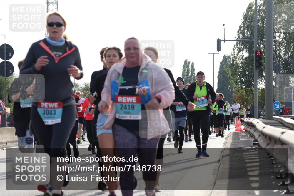 03.10.2024 - Köhlbrandbrückenlauf Luisa Fischer http://msf.ph/oto/7146738 03.10.2024 09:21:58 Position 3 3669, 3083, 2419, 3706, 3172 meine-sportfotos.de