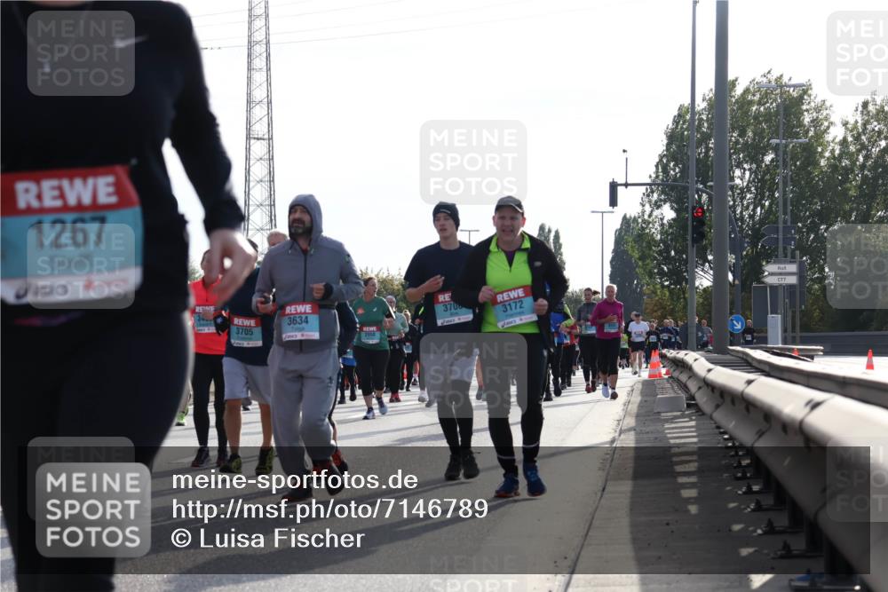 03.10.2024 - Köhlbrandbrückenlauf Luisa Fischer http://msf.ph/oto/7146789 03.10.2024 09:22:02 Position 3 1267, 34, 3634, 2950, 3705, 370, 3172 meine-sportfotos.de