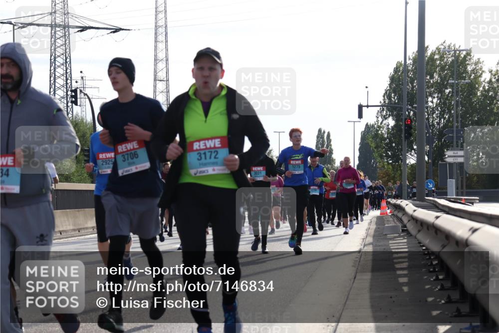 03.10.2024 - Köhlbrandbrückenlauf Luisa Fischer http://msf.ph/oto/7146834 03.10.2024 09:22:05 Position 3 34, 2925, 3706, 3172, 1275, 3031 meine-sportfotos.de