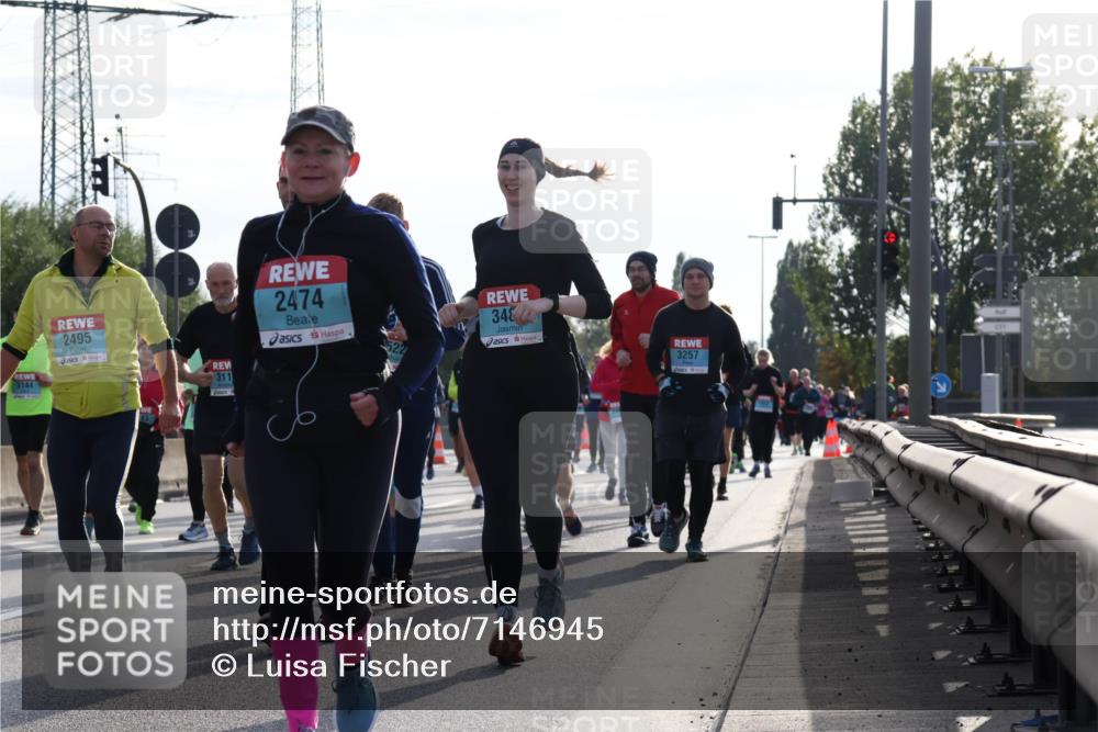 03.10.2024 - Köhlbrandbrückenlauf Luisa Fischer http://msf.ph/oto/7146945 03.10.2024 09:22:37 Position 3 3144, 2495, 311, 2474, 348, 3257 meine-sportfotos.de