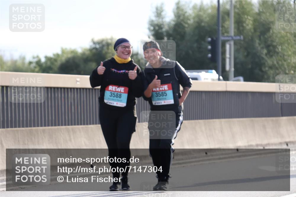 03.10.2024 - Köhlbrandbrückenlauf Luisa Fischer http://msf.ph/oto/7147304 03.10.2024 09:25:46 Position 3 3588, 3585 meine-sportfotos.de