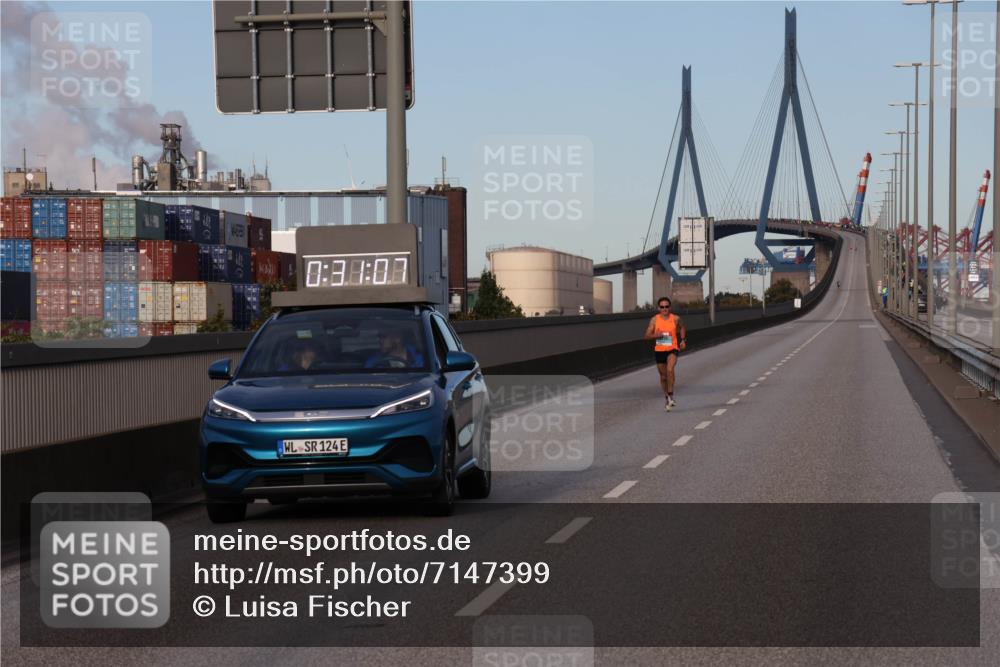 03.10.2024 - Köhlbrandbrückenlauf Luisa Fischer http://msf.ph/oto/7147399 03.10.2024 09:30:50 Position 3 0, 30, 0, 124 meine-sportfotos.de