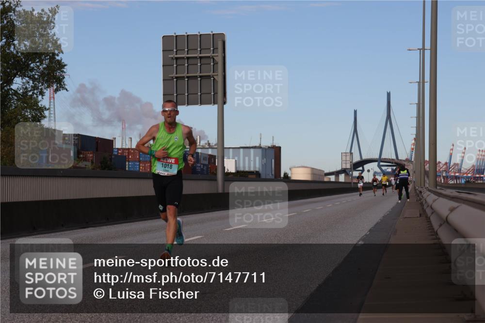 03.10.2024 - Köhlbrandbrückenlauf Luisa Fischer http://msf.ph/oto/7147711 03.10.2024 09:37:55 Position 3 1018 meine-sportfotos.de