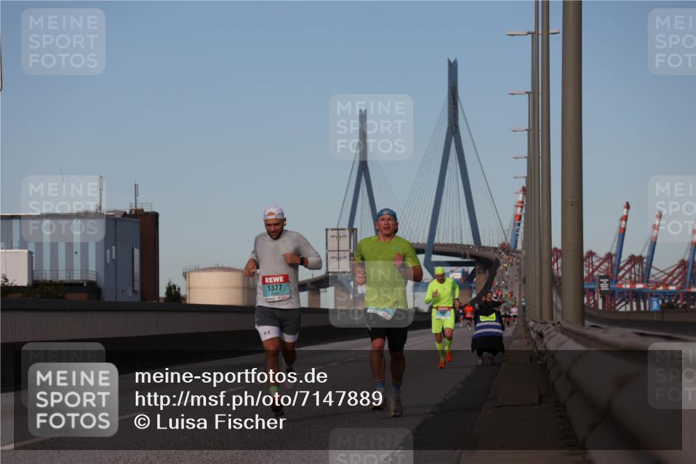03.10.2024 - Köhlbrandbrückenlauf Luisa Fischer http://msf.ph/oto/7147889 03.10.2024 09:39:20 Position 3 1377 meine-sportfotos.de