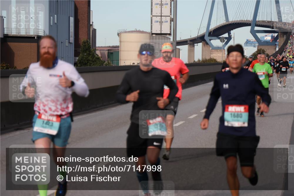 03.10.2024 - Köhlbrandbrückenlauf Luisa Fischer http://msf.ph/oto/7147998 03.10.2024 09:41:51 Position 3 1423, 1640, 088 meine-sportfotos.de
