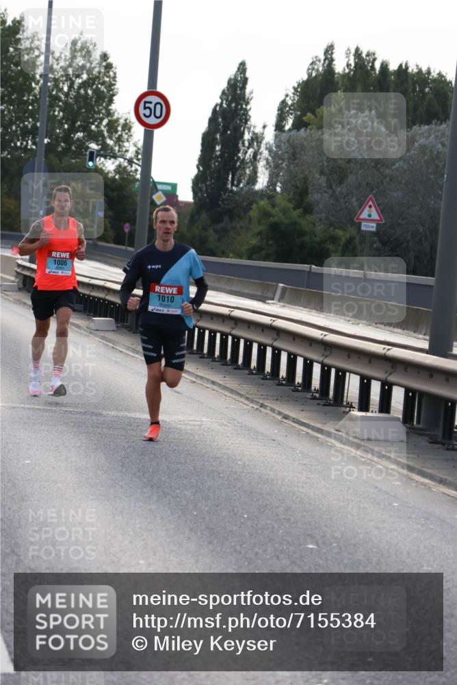 03.10.2024 - Köhlbrandbrückenlauf Miley Keyser http://msf.ph/oto/7155384 03.10.2024 09:09:39 Position 3 50, 50, 1006, 1010, 150 meine-sportfotos.de
