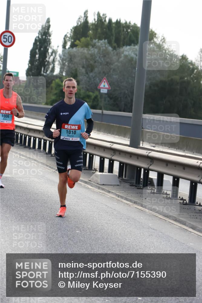 03.10.2024 - Köhlbrandbrückenlauf Miley Keyser http://msf.ph/oto/7155390 03.10.2024 09:09:41 Position 3 50, 2, 1006, 1010 meine-sportfotos.de