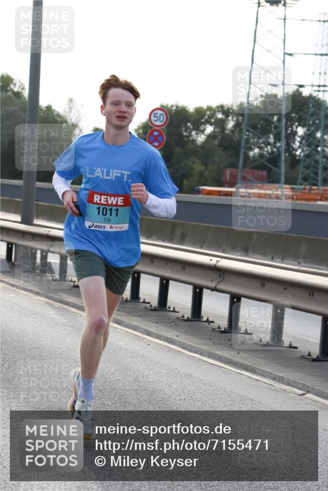 03.10.2024 - Köhlbrandbrückenlauf Miley Keyser http://msf.ph/oto/7155471 03.10.2024 09:10:17 Position 3 1011, 50 meine-sportfotos.de