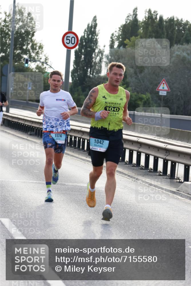 03.10.2024 - Köhlbrandbrückenlauf Miley Keyser http://msf.ph/oto/7155580 03.10.2024 09:10:58 Position 3 50, 50, 100, 1074, 1042, 150 meine-sportfotos.de