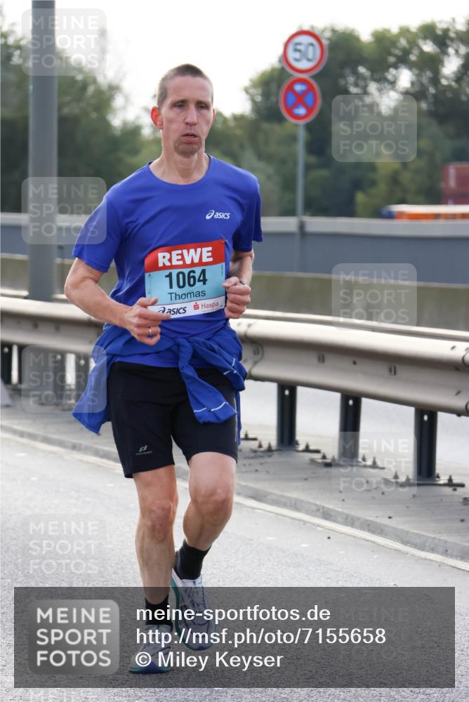 03.10.2024 - Köhlbrandbrückenlauf Miley Keyser http://msf.ph/oto/7155658 03.10.2024 09:11:23 Position 3 1064, 50 meine-sportfotos.de