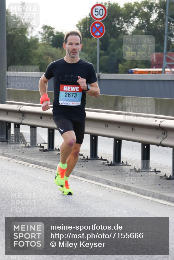 03.10.2024 - Köhlbrandbrückenlauf Miley Keyser http://msf.ph/oto/7155666 03.10.2024 09:11:26 Position 3 50, 50, 2673 meine-sportfotos.de