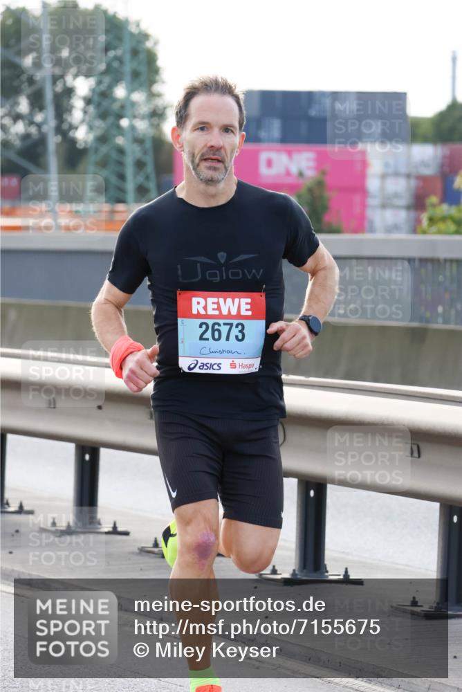 03.10.2024 - Köhlbrandbrückenlauf Miley Keyser http://msf.ph/oto/7155675 03.10.2024 09:11:28 Position 3 2673 meine-sportfotos.de