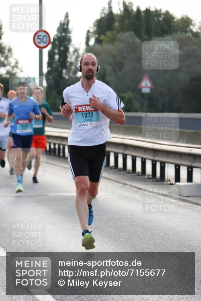 03.10.2024 - Köhlbrandbrückenlauf Miley Keyser http://msf.ph/oto/7155677 03.10.2024 09:11:31 Position 3 50, 50, 1833, 1072 meine-sportfotos.de