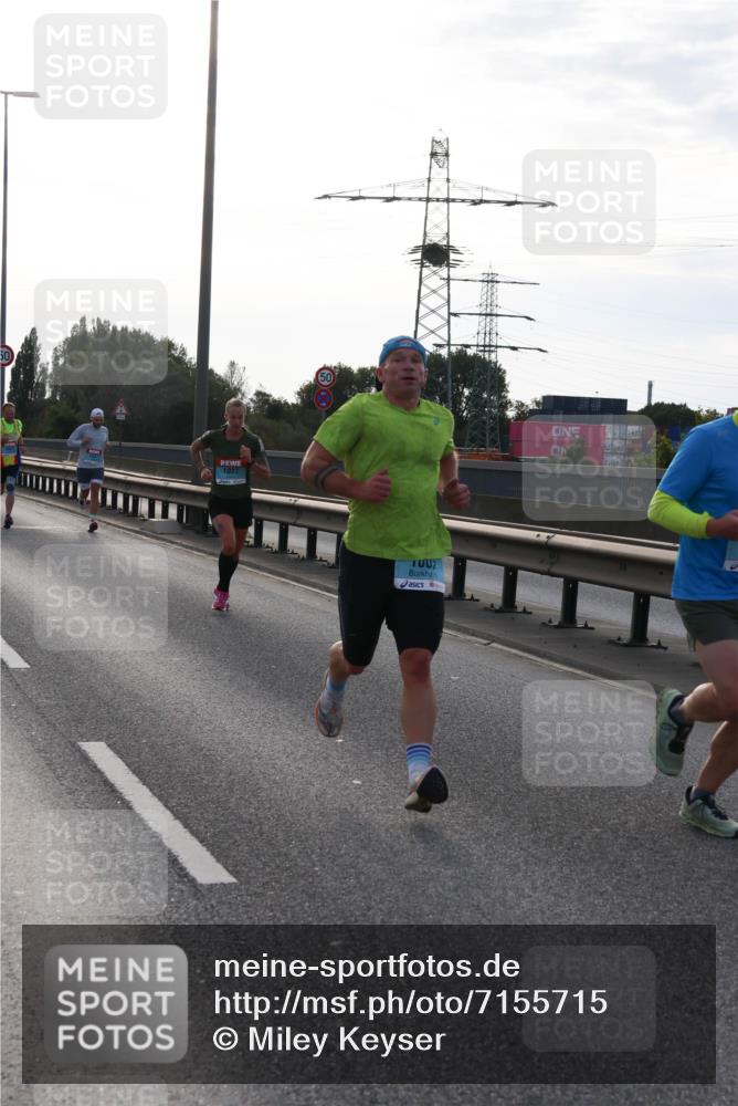 03.10.2024 - Köhlbrandbrückenlauf Miley Keyser http://msf.ph/oto/7155715 03.10.2024 09:11:40 Position 3 1027 meine-sportfotos.de