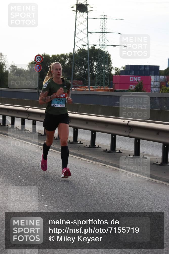 03.10.2024 - Köhlbrandbrückenlauf Miley Keyser http://msf.ph/oto/7155719 03.10.2024 09:11:41 Position 3 50, 1027 meine-sportfotos.de