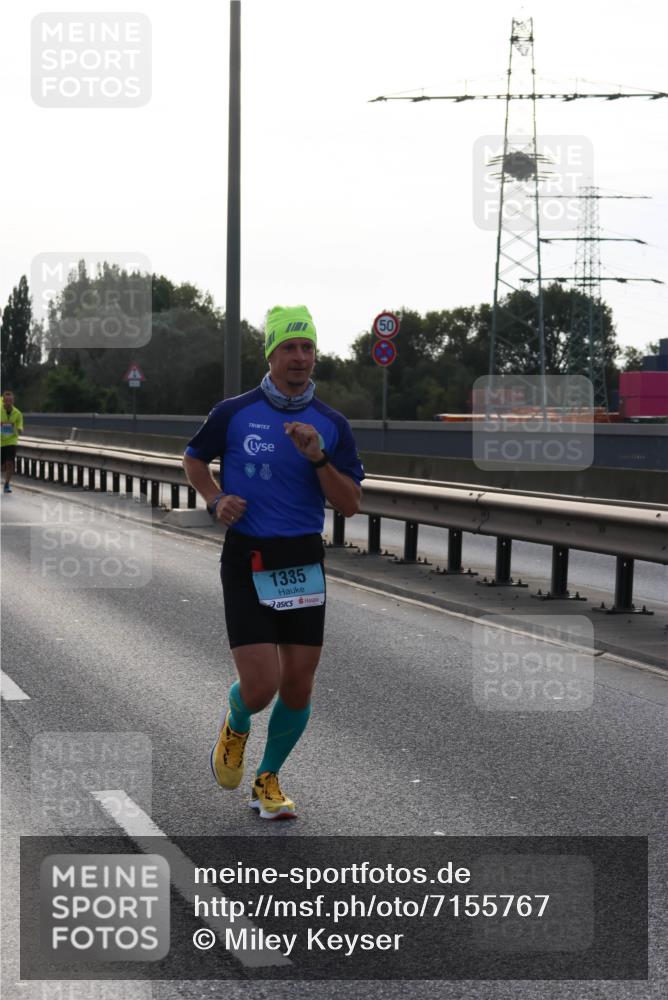 03.10.2024 - Köhlbrandbrückenlauf Miley Keyser http://msf.ph/oto/7155767 03.10.2024 09:11:54 Position 3 1335 meine-sportfotos.de
