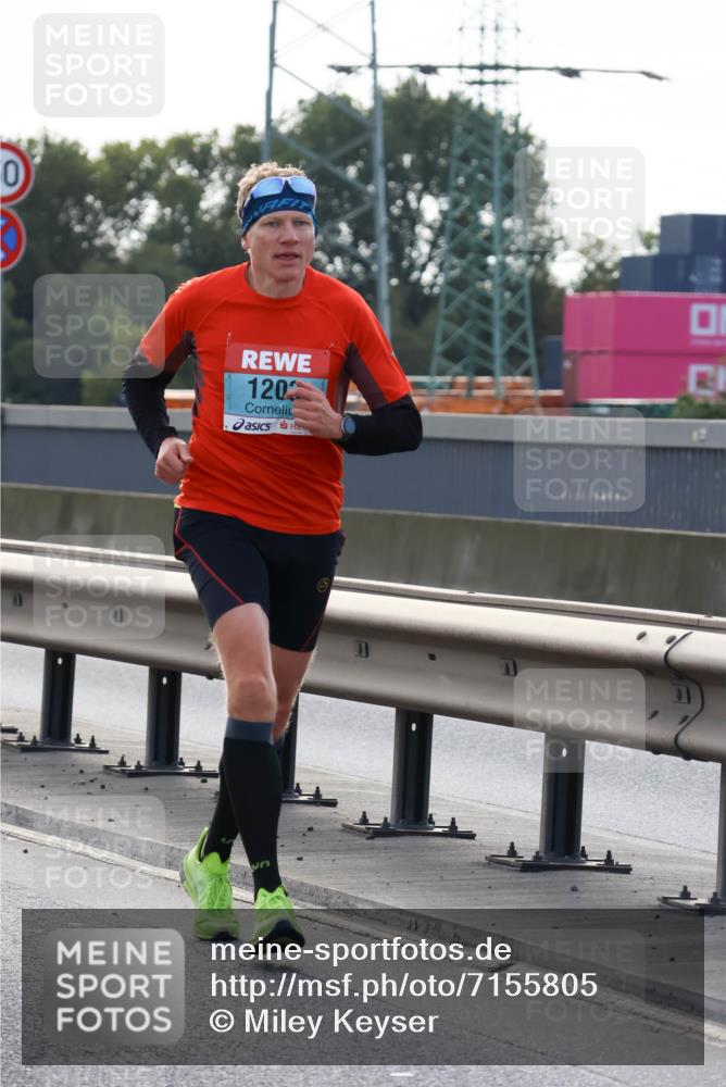 03.10.2024 - Köhlbrandbrückenlauf Miley Keyser http://msf.ph/oto/7155805 03.10.2024 09:12:05 Position 3 120 meine-sportfotos.de