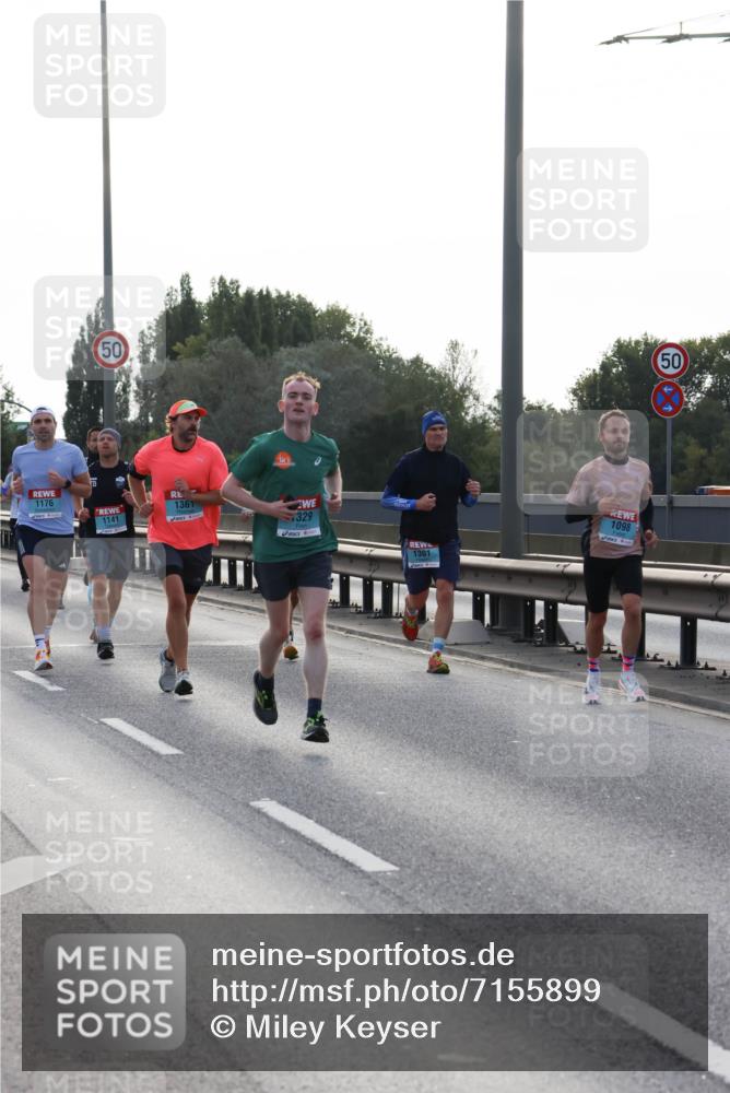 03.10.2024 - Köhlbrandbrückenlauf Miley Keyser http://msf.ph/oto/7155899 03.10.2024 09:12:30 Position 3 1176, 50, 1361, 1141, 329, 1301, 1098, 50 meine-sportfotos.de