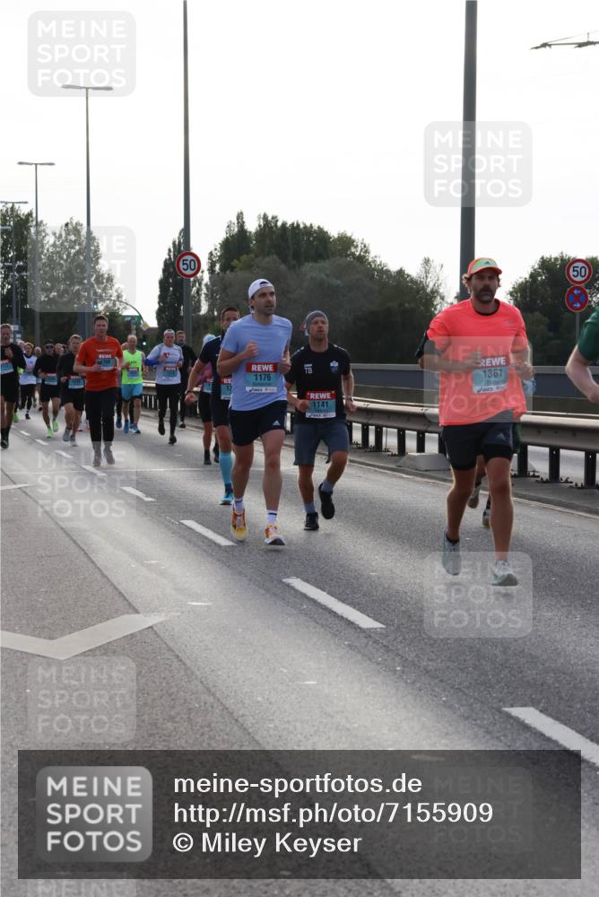 03.10.2024 - Köhlbrandbrückenlauf Miley Keyser http://msf.ph/oto/7155909 03.10.2024 09:12:32 Position 3 1308, 1176, 1141, 1361, 50 meine-sportfotos.de