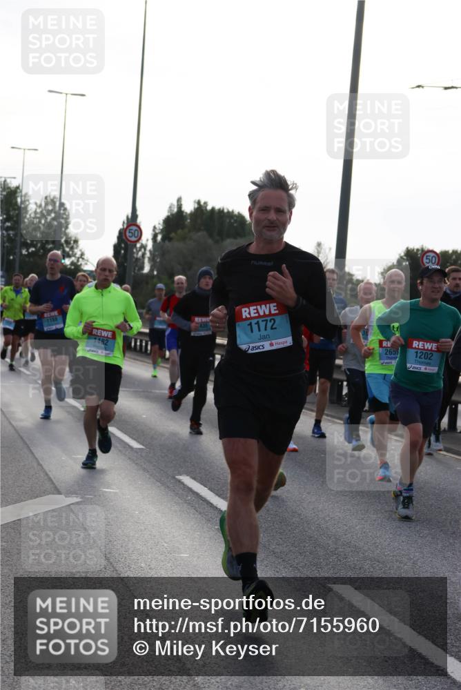 03.10.2024 - Köhlbrandbrückenlauf Miley Keyser http://msf.ph/oto/7155960 03.10.2024 09:12:41 Position 3 1188, 1482, 50, 1172, 2659, 1202 meine-sportfotos.de