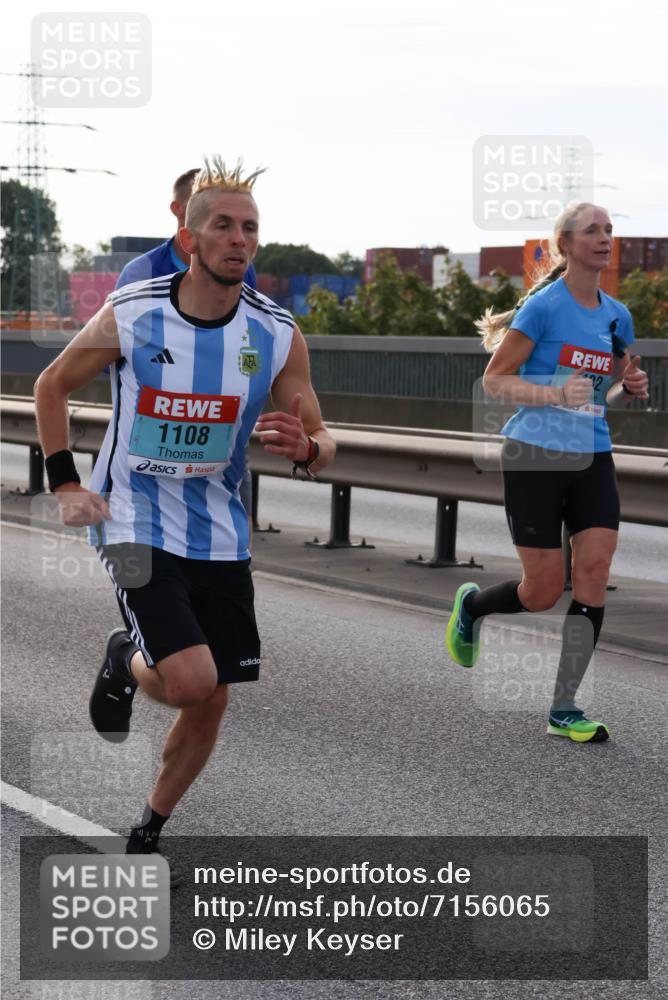 03.10.2024 - Köhlbrandbrückenlauf Miley Keyser http://msf.ph/oto/7156065 03.10.2024 09:13:03 Position 3 1108, 132 meine-sportfotos.de