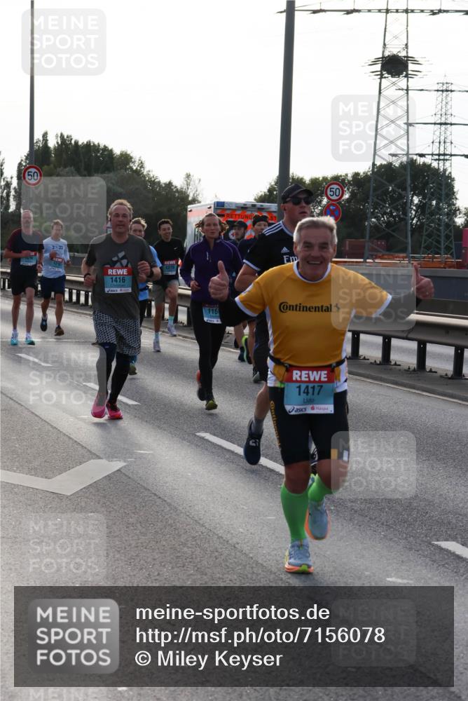 03.10.2024 - Köhlbrandbrückenlauf Miley Keyser http://msf.ph/oto/7156078 03.10.2024 09:13:10 Position 3 50, 222, 1416, 1270, 50, 116, 1417 meine-sportfotos.de