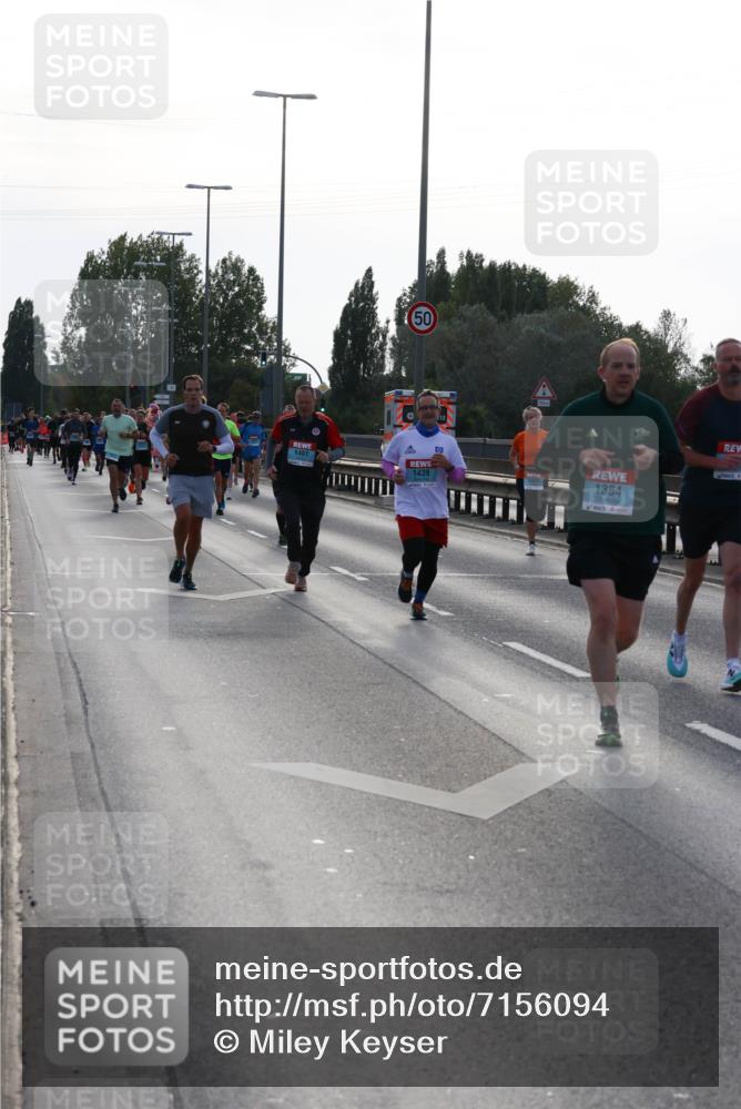 03.10.2024 - Köhlbrandbrückenlauf Miley Keyser http://msf.ph/oto/7156094 03.10.2024 09:13:13 Position 3 1461, 50, 1439, 1384 meine-sportfotos.de