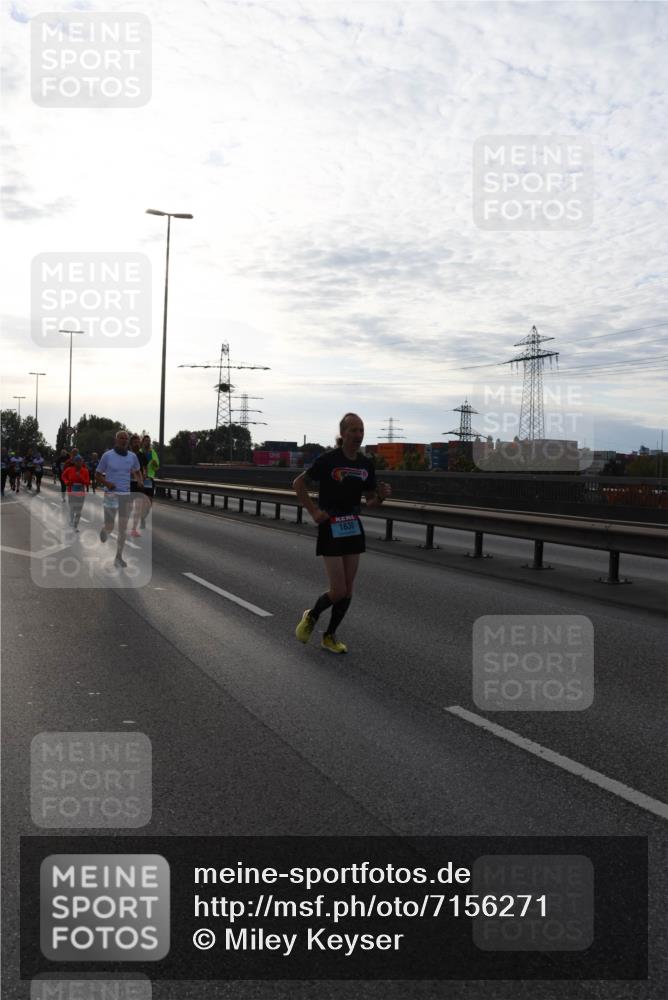 03.10.2024 - Köhlbrandbrückenlauf Miley Keyser http://msf.ph/oto/7156271 03.10.2024 09:13:51 Position 3 1630 meine-sportfotos.de