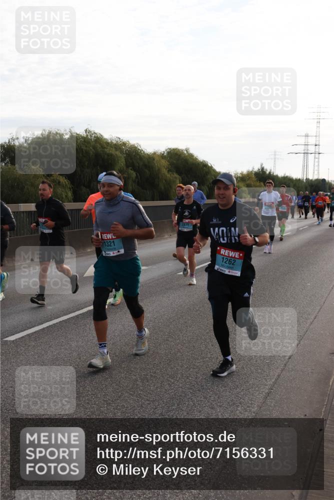 03.10.2024 - Köhlbrandbrückenlauf Miley Keyser http://msf.ph/oto/7156331 03.10.2024 09:14:19 Position 3 1321, 2875, 1262 meine-sportfotos.de