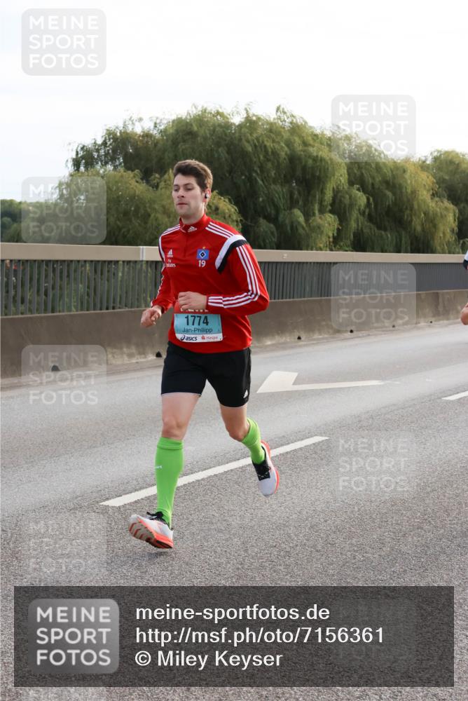 03.10.2024 - Köhlbrandbrückenlauf Miley Keyser http://msf.ph/oto/7156361 03.10.2024 09:14:24 Position 3 19, 1774 meine-sportfotos.de