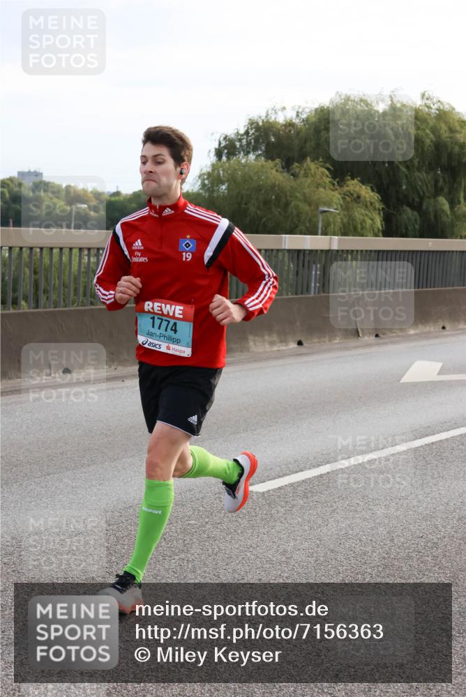 03.10.2024 - Köhlbrandbrückenlauf Miley Keyser http://msf.ph/oto/7156363 03.10.2024 09:14:25 Position 3 19, 1774 meine-sportfotos.de