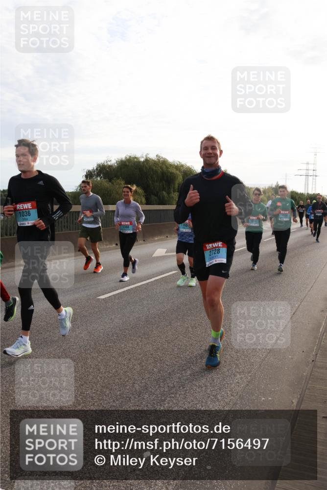 03.10.2024 - Köhlbrandbrückenlauf Miley Keyser http://msf.ph/oto/7156497 03.10.2024 09:14:48 Position 3 1036, 1388, 2728, 1238 meine-sportfotos.de