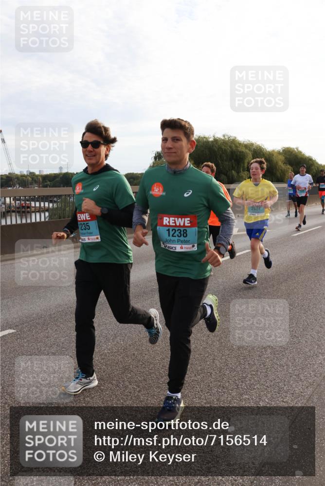 03.10.2024 - Köhlbrandbrückenlauf Miley Keyser http://msf.ph/oto/7156514 03.10.2024 09:14:50 Position 3 235, 45, 1238, 2084 meine-sportfotos.de