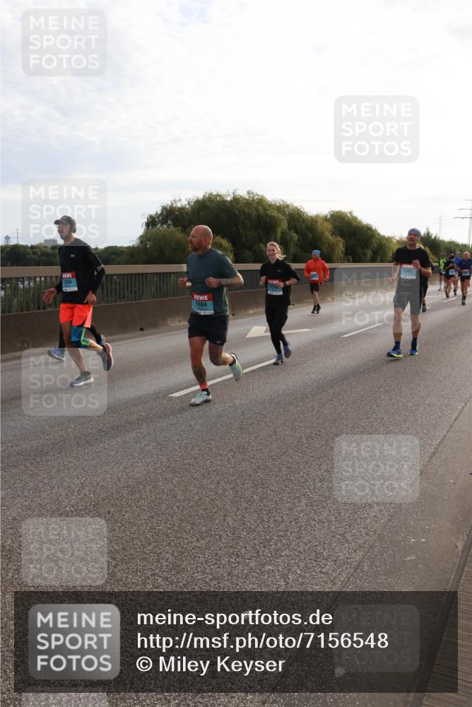03.10.2024 - Köhlbrandbrückenlauf Miley Keyser http://msf.ph/oto/7156548 03.10.2024 09:14:55 Position 3 1264, 1604, 1580 meine-sportfotos.de