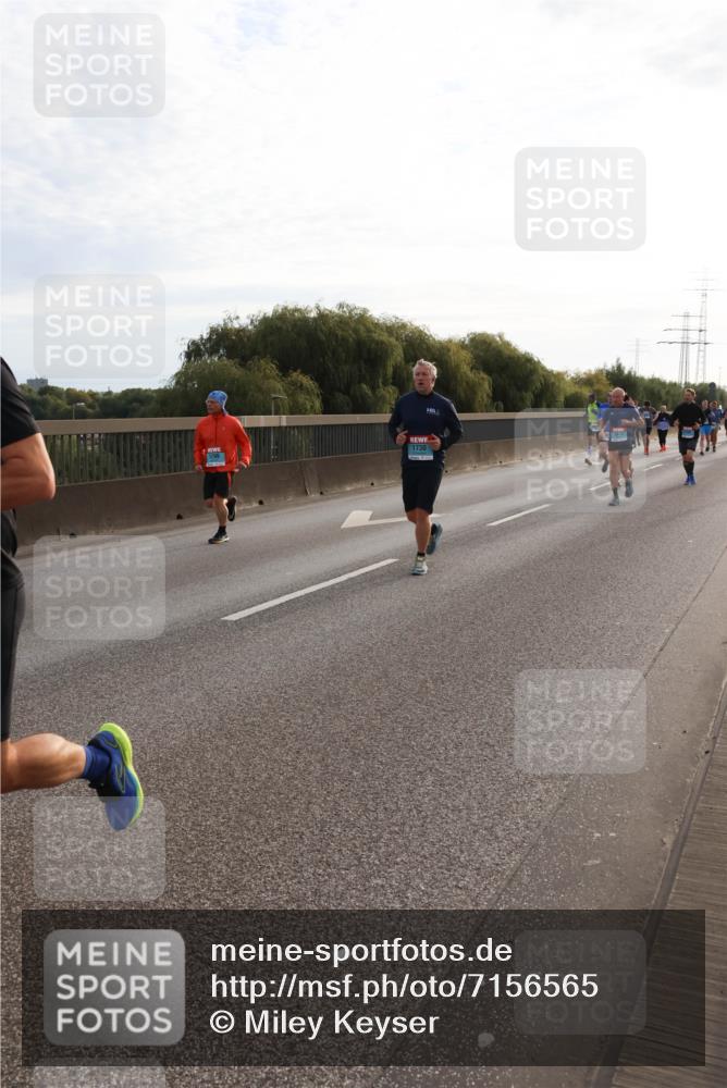 03.10.2024 - Köhlbrandbrückenlauf Miley Keyser http://msf.ph/oto/7156565 03.10.2024 09:14:57 Position 3 1730 meine-sportfotos.de
