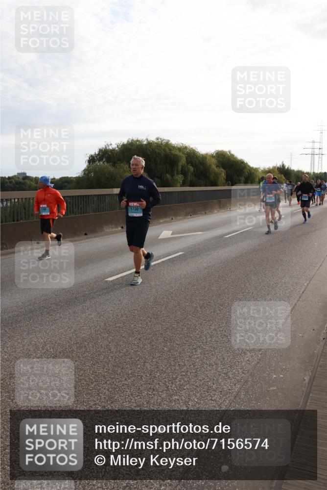 03.10.2024 - Köhlbrandbrückenlauf Miley Keyser http://msf.ph/oto/7156574 03.10.2024 09:14:58 Position 3 1299, 1730 meine-sportfotos.de