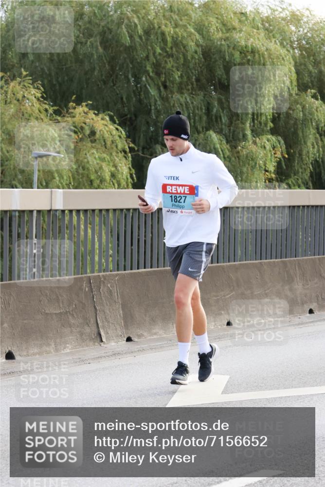 03.10.2024 - Köhlbrandbrückenlauf Miley Keyser http://msf.ph/oto/7156652 03.10.2024 09:15:15 Position 3 1827 meine-sportfotos.de