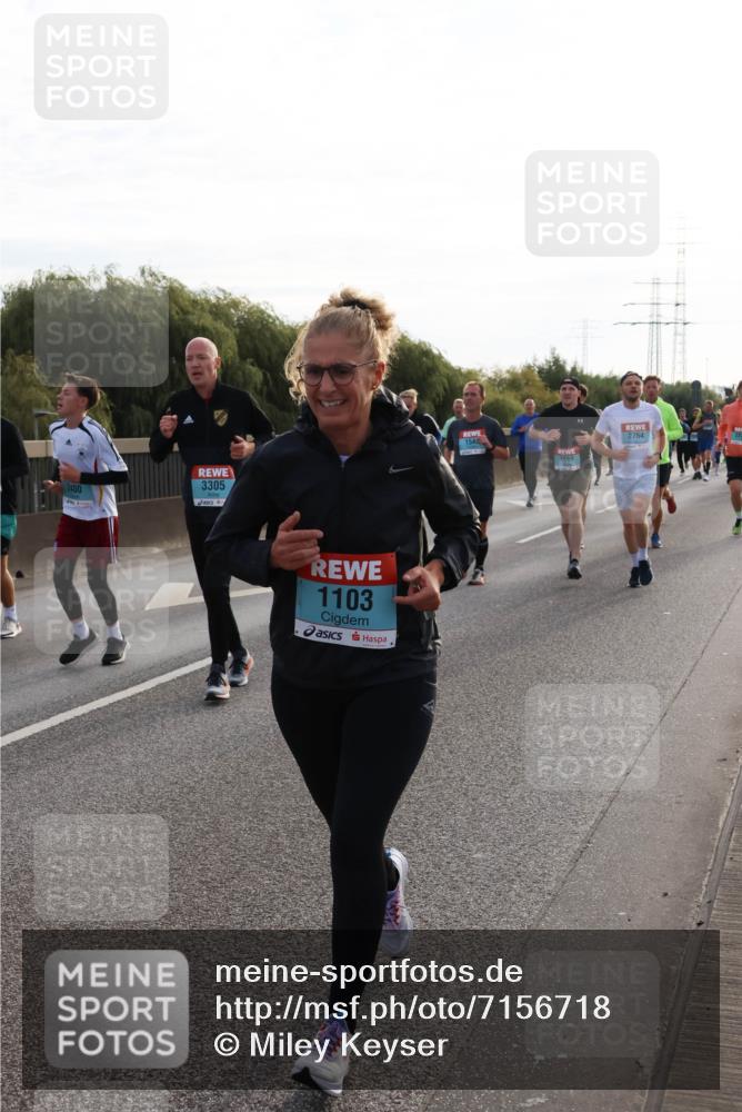 03.10.2024 - Köhlbrandbrückenlauf Miley Keyser http://msf.ph/oto/7156718 03.10.2024 09:15:23 Position 3 2400, 3305, 1103, 1546, 2754, 1661 meine-sportfotos.de